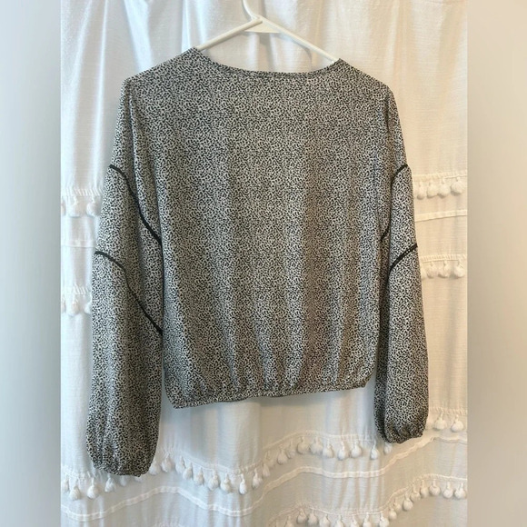 Sienna Sky Black and white blouse size XS - Picture 7 of 9